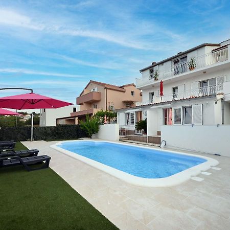 סלאטינה Apartment Mihovilovic מראה חיצוני תמונה