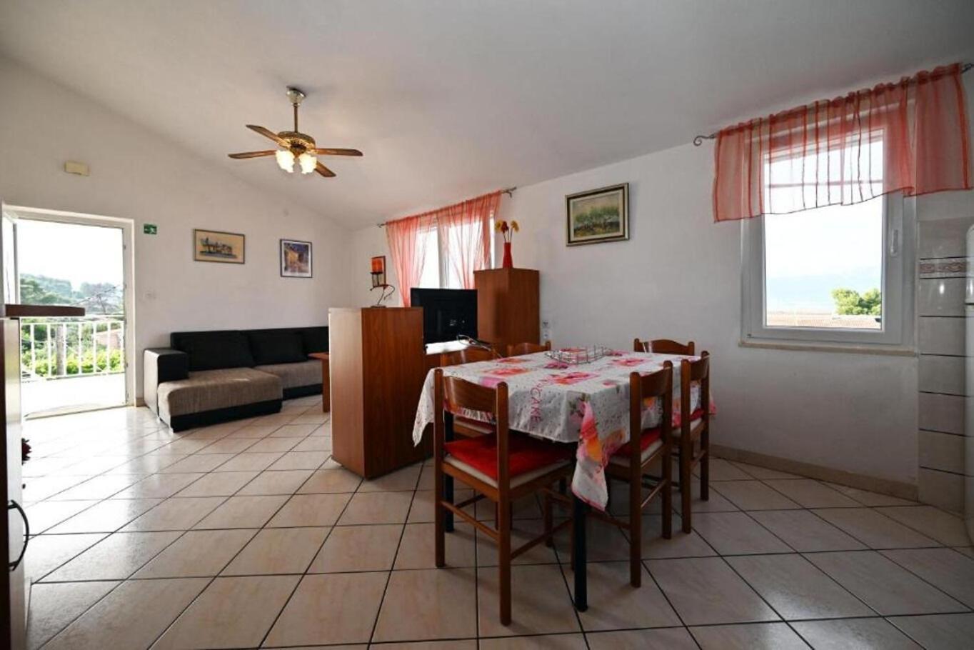 סלאטינה Apartment Mihovilovic מראה חיצוני תמונה