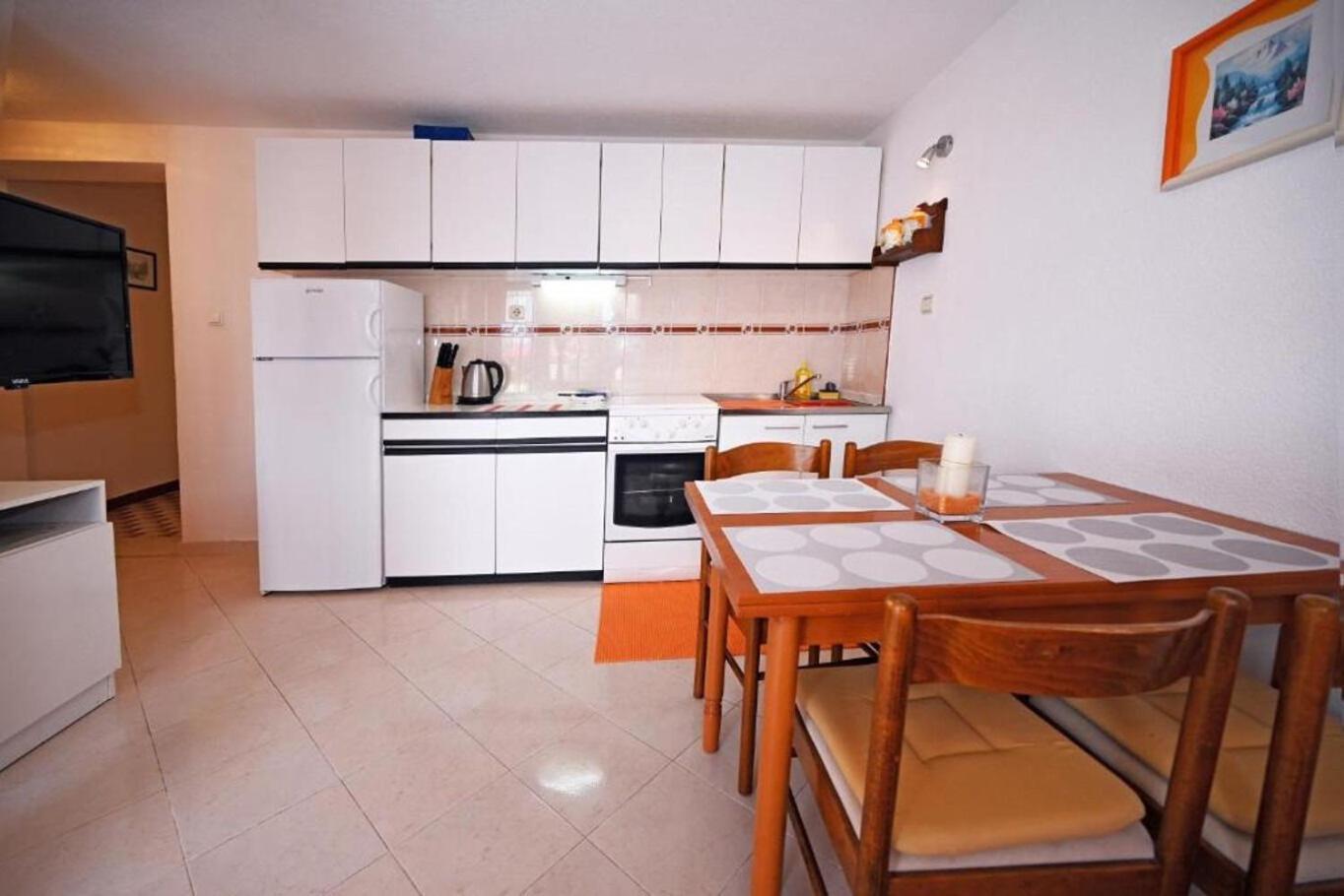 סלאטינה Apartment Mihovilovic מראה חיצוני תמונה